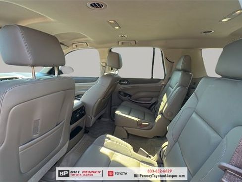 Used 2016 GMC Yukon SLT w/ HD Trailering Package image 12