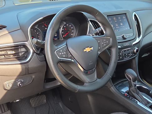 Used 2024 Chevrolet Equinox LT w/ LPO, Floor Liner Package FWD image 10