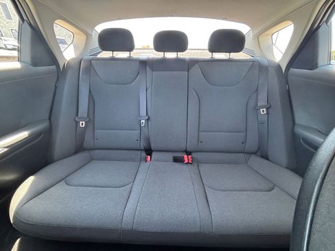 Used 2025 Kia K4 FWD image 37
