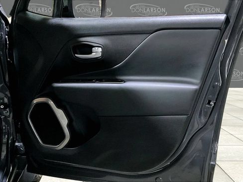 Used 2023 Jeep Renegade Limited AWD/4WD image 16