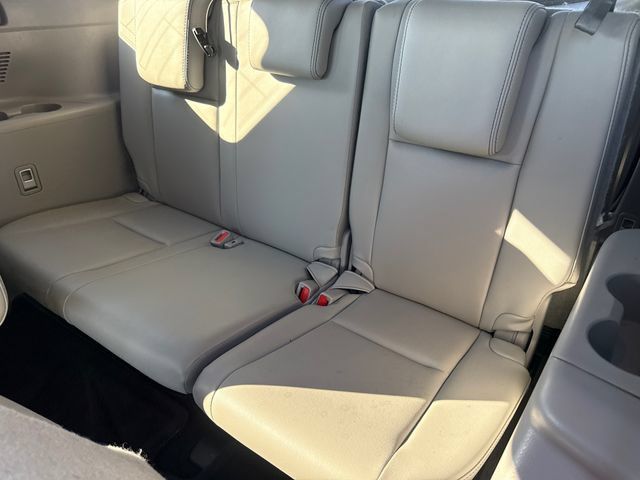 Used 2018 Toyota Highlander XLE AWD/4WD image 18