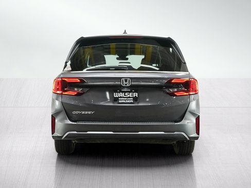 Used 2025 Honda Odyssey EX-L image 4