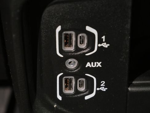 Used 2024 RAM 2500 Laramie w/ Safety Group AWD/4WD image 20