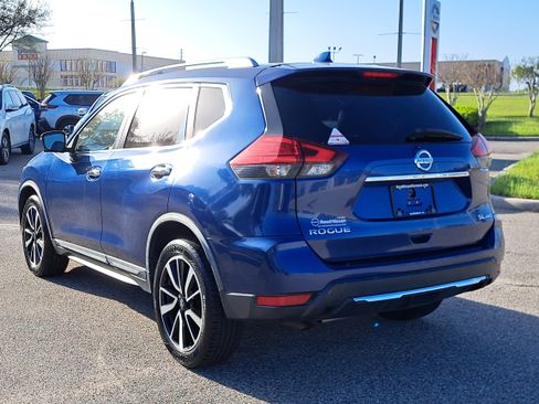 Used 2017 Nissan Rogue SL w/ SL Premium Package image 7