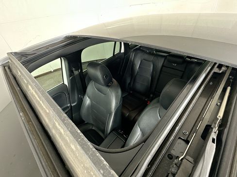 Used 2022 Mercedes-Benz GLA 250 4MATIC image 22
