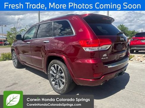 Used 2017 Jeep Grand Cherokee Overland AWD/4WD image 12