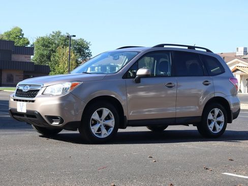 Used 2015 Subaru Forester 2.5i Premium AWD/4WD image 11