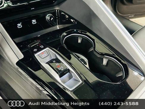 Certified 2025 Audi Q5 Premium AWD/4WD image 14
