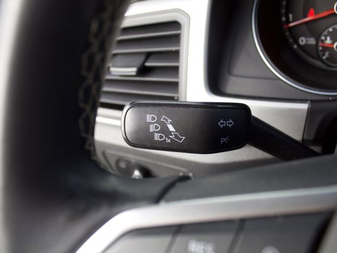 Used 2021 Volkswagen Atlas SE image 18