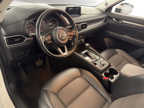Used 2018 MAZDA CX-5 Touring w/ Preferred Equipment Package FWD image 4
