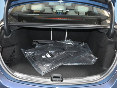 New 2026 Mercedes-Benz C 300 4MATIC Sedan image 24