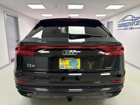 Used 2020 Audi Q8 Prestige AWD/4WD image 7