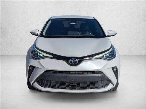 Used 2020 Toyota C-HR Limited image 2