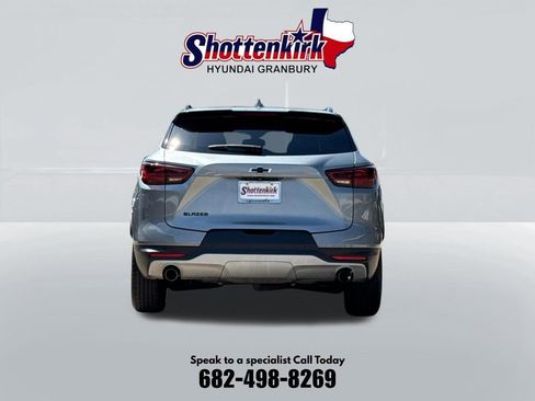 Used 2024 Chevrolet Blazer LT w/ Midnight/Sport Edition FWD image 7