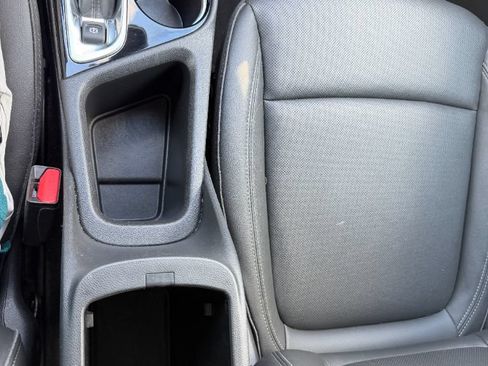 Used 2024 Buick Encore GX Sport Touring FWD image 12