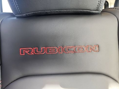 New 2026 Jeep Wrangler Rubicon w/ Technology Group image 15