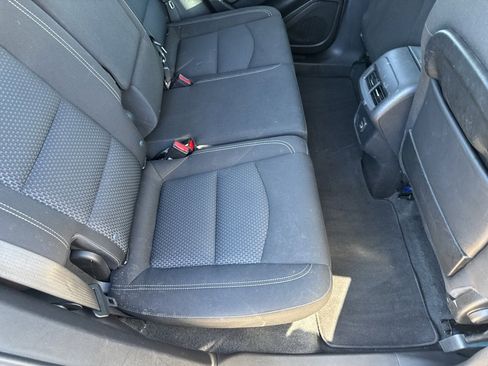 Used 2024 GMC Terrain SLE image 15