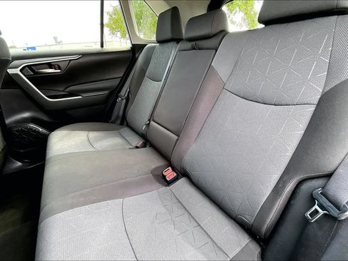 Used 2024 Toyota RAV4 XLE FWD image 25