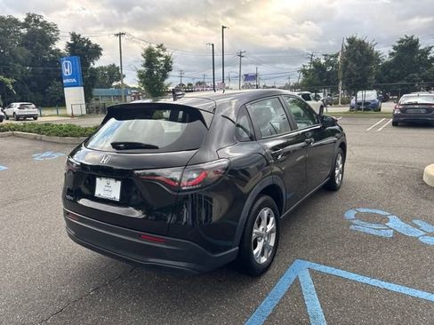 Used 2023 Honda HR-V LX image 8