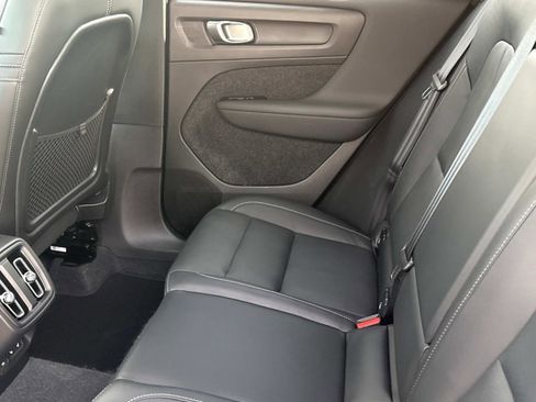 Certified 2024 Volvo XC40 B5 Plus w/ Climate Package image 12