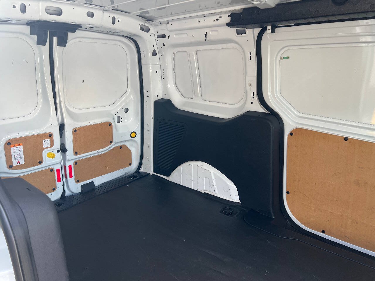 Used 2015 Ford Transit Connect XL FWD image 32