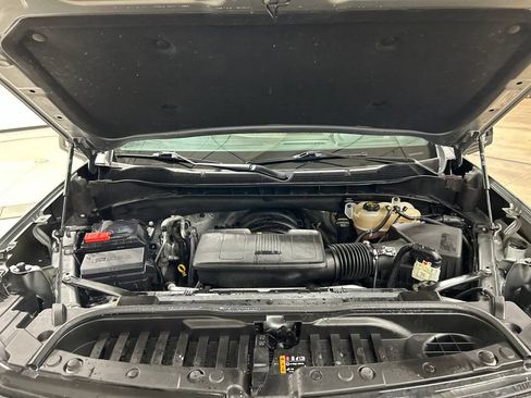 Used 2024 Chevrolet Silverado 1500 ZR2 AWD/4WD image 32