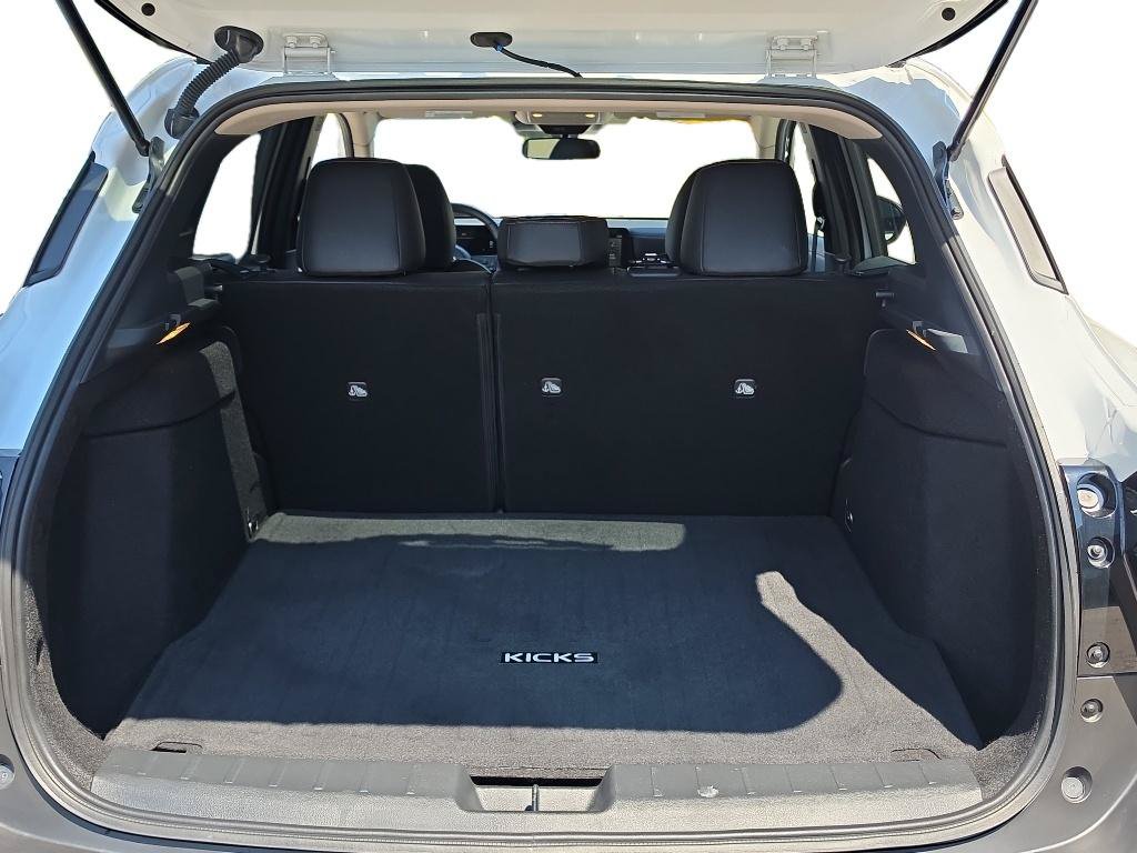 Used 2025 Nissan Kicks SR AWD/4WD image 20