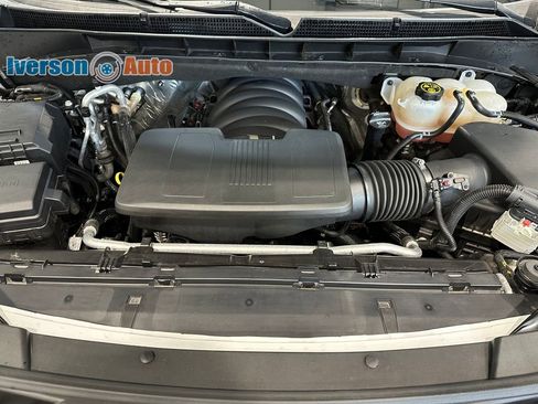 Used 2021 GMC Yukon XL AT4 w/ Rear Media and Nav Package image 10