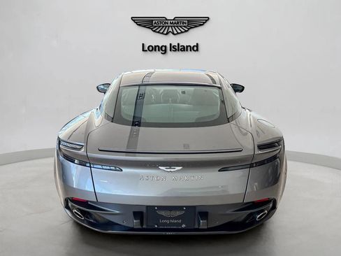 Used 2022 Aston Martin DB11 Coupe RWD image 5