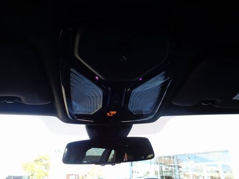 Used 2023 BMW X5 xDrive40i w/ M Sport Package image 38