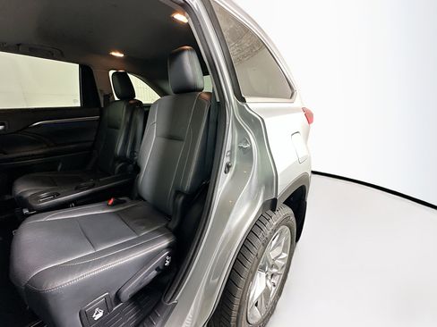 Used 2018 Toyota Highlander Limited AWD/4WD image 26