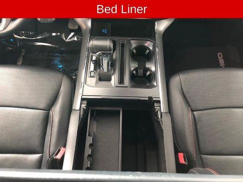 Certified 2022 Ford F150 Lariat AWD/4WD image 9