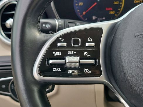 Used 2022 Mercedes-Benz GLC 300 4MATIC w/ Premium Package Lite image 29