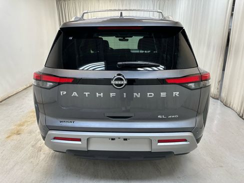 New 2025 Nissan Pathfinder SL image 7