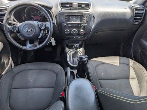 Used 2016 Kia Soul + FWD image 14