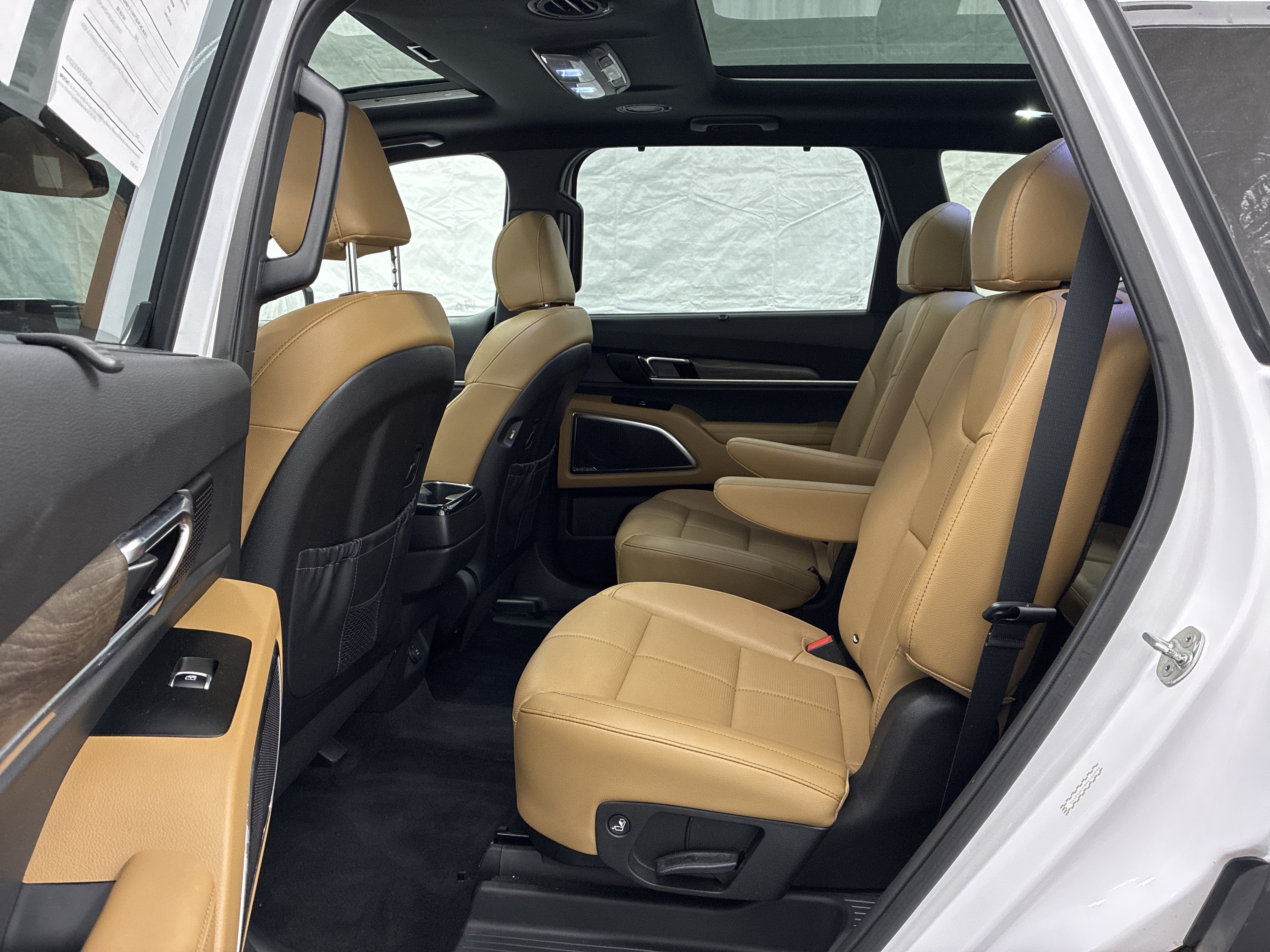 Used 2021 Kia Telluride SX w/ Towing Package AWD/4WD image 11