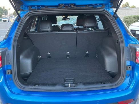 Used 2025 Jeep Compass Limited image 31