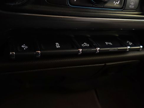 Used 2017 Chevrolet Silverado 1500 LT w/ Texas Edition image 19