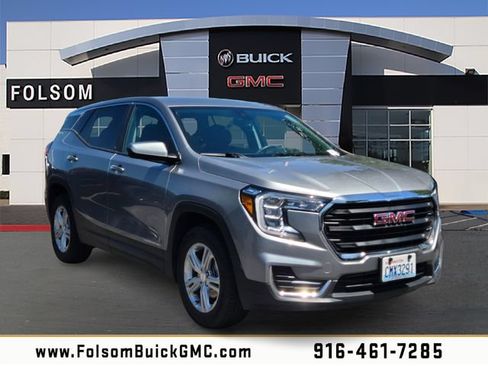 Used 2024 GMC Terrain SLE AWD/4WD image 1