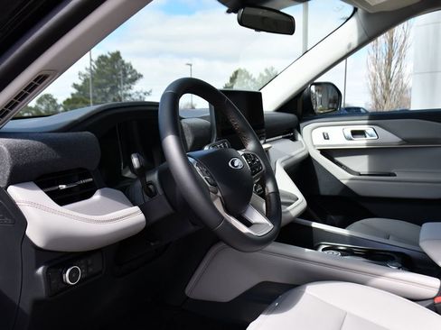 New 2026 Ford Explorer Active image 11