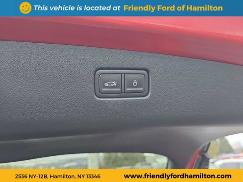 Used 2023 Genesis GV70 2.5T w/ Advanced Package image 12