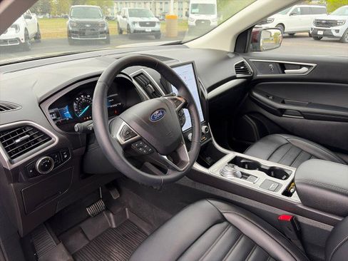 Used 2024 Ford Edge SEL w/ Convenience Package AWD/4WD image 11