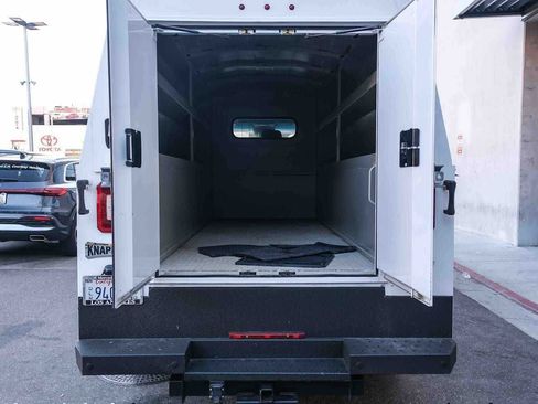 Used 2023 Mercedes-Benz Sprinter 3500 w/ Acoustic Package image 28