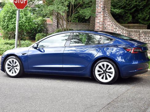 Used 2021 Tesla Model 3 Long Range AWD/4WD image 5