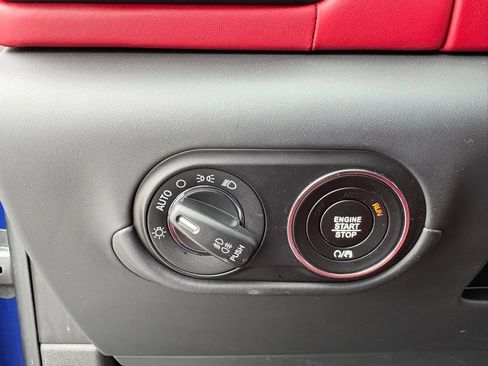 Used 2019 Maserati Levante GTS image 25