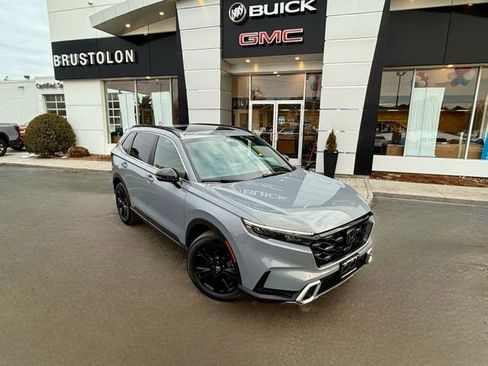 Used 2024 Honda CR-V Sport Touring image 2