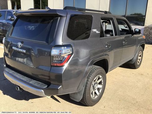 Used 2021 Toyota 4Runner TRD Off-Road Premium image 5