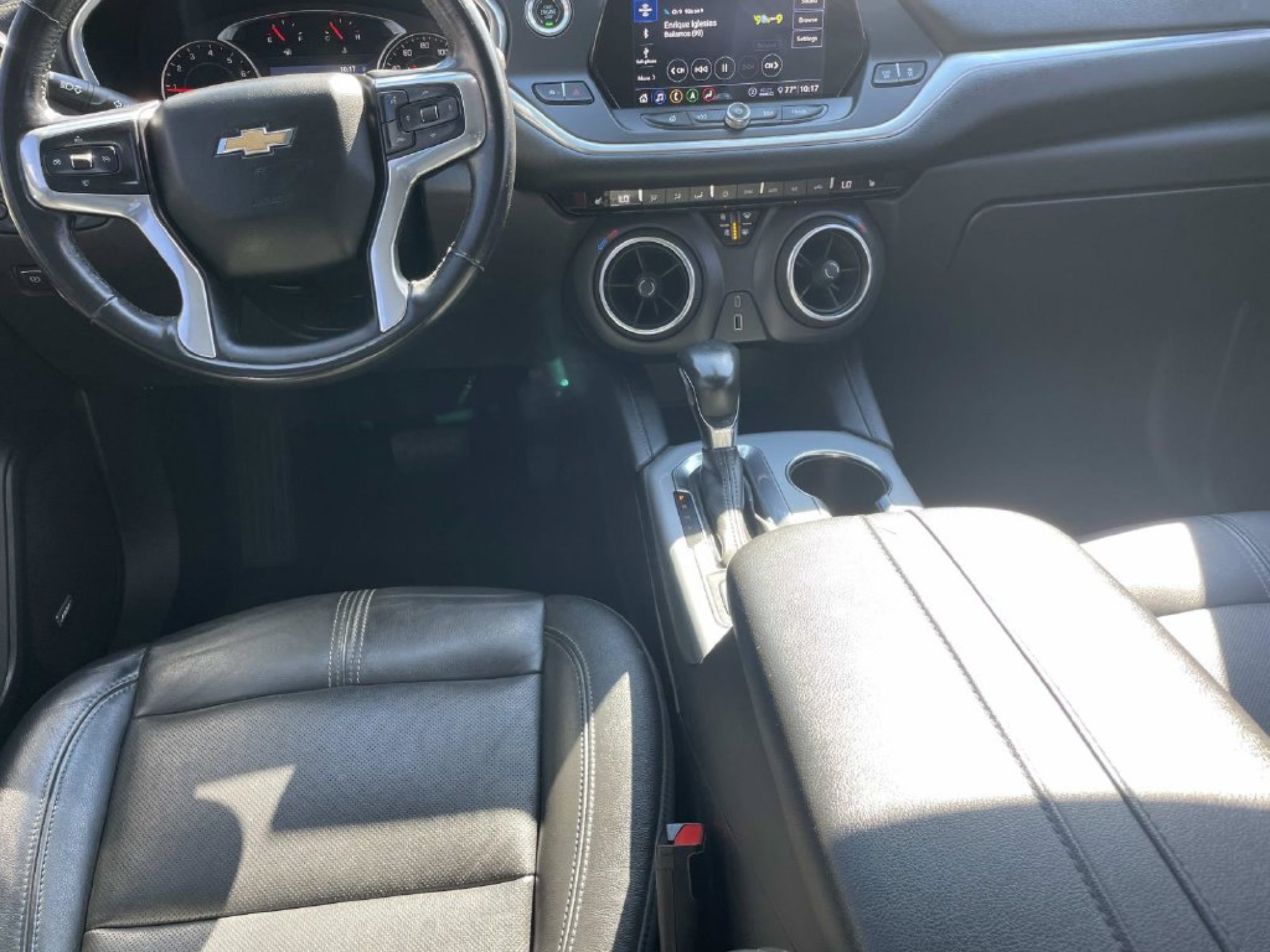 Used 2020 Chevrolet Blazer LT w/ Sound & Technology Package AWD/4WD image 10