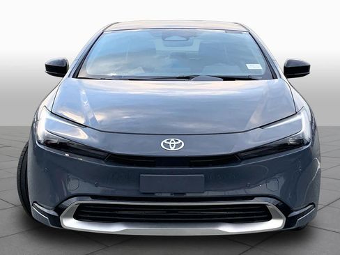Used 2026 Toyota Prius Plug-In Hybrid FWD image 8