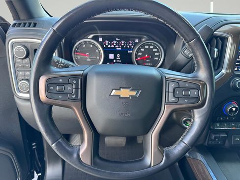 Used 2020 Chevrolet Silverado 2500 High Country image 13